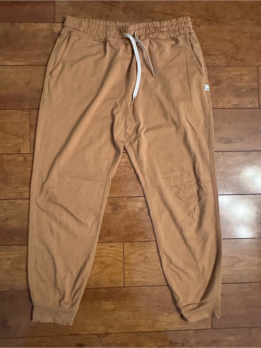 Vuori Women's Gold/Mustard track joggers
